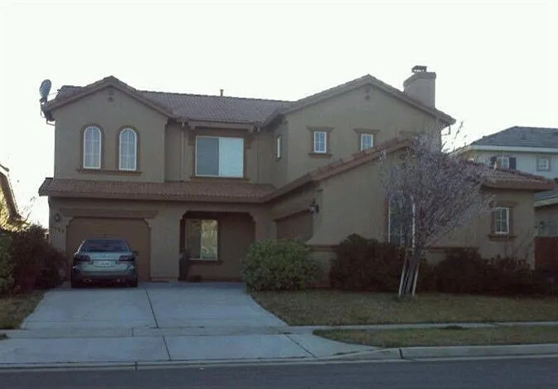 1564 Plum Ct photo 1