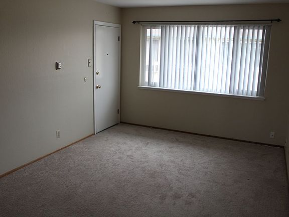 4th image of 1110 Haddon Dr APT 6