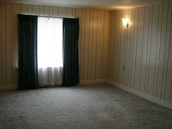 5th image of 113 Otterbein Ln