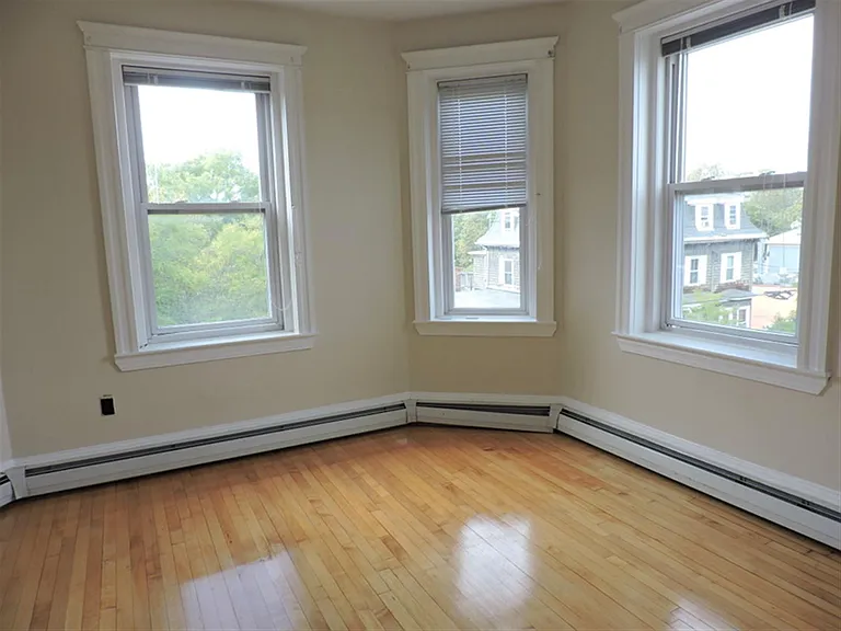 274 Brookline St #2R — Photo 7
