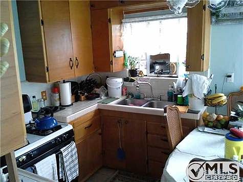 2nd image of 712 61st St