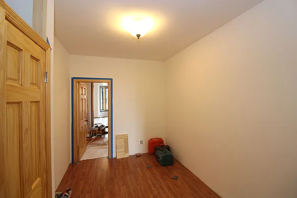 Rented by Proper Real Estate, LLC | media 10