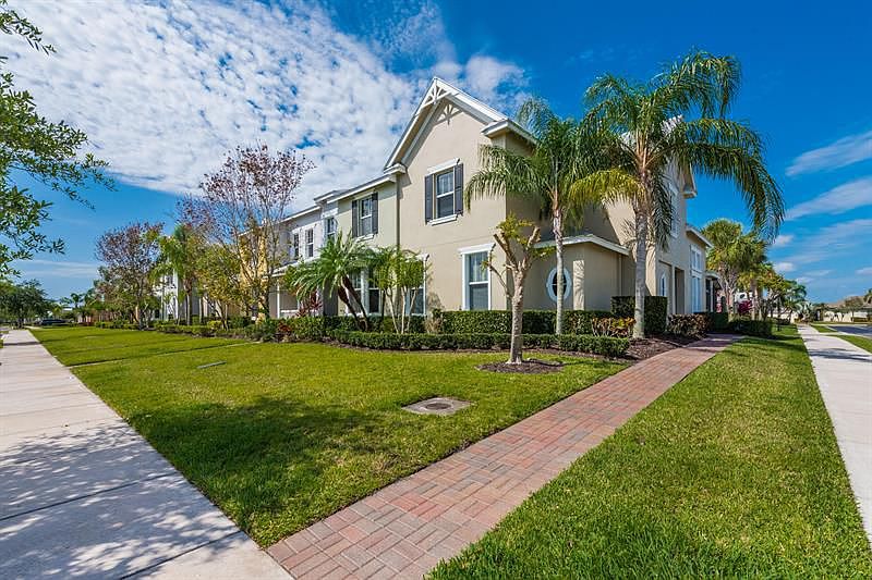 1st image of 10471 SW West Lawn Blvd