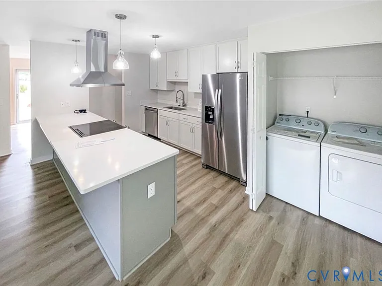 7905 Tamarind Dr — Photo 5