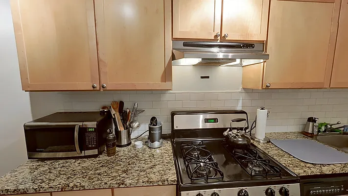 Rented by Emor Management Inc. | media 18