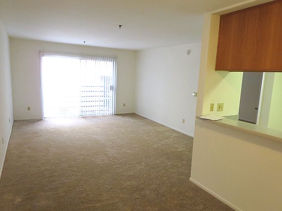 2nd image of 2050 Fair Park Ave APT 202
