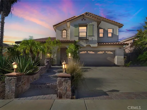 28459 Falcon Crest Dr, Santa Clarita, CA 91351