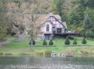 350 Grippen Hill Rd, Vestal, NY 13850