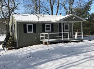 17 Sheldon Cir, Griswold, CT 06351