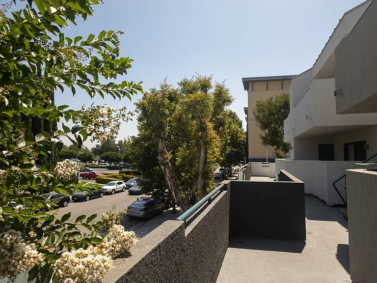 2550 College Pl #108 — Photo 20