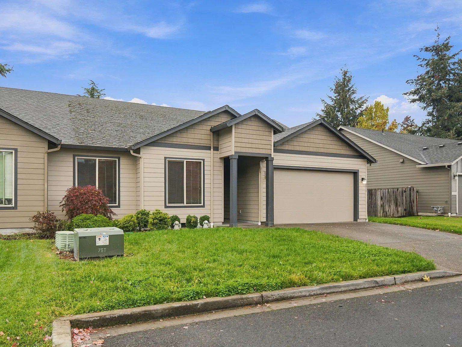 3 bed, 1759 sqft, $2,470 — Photo 4