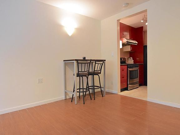 2nd image of 305 Cherry St APT G1