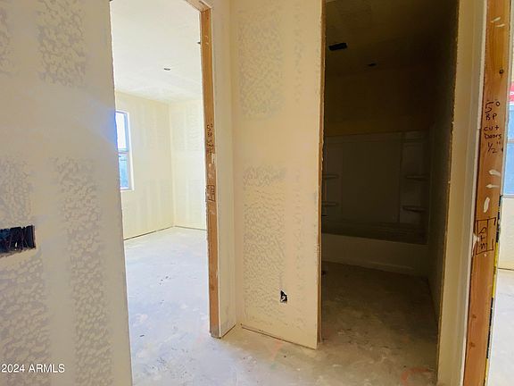 4th image of 2356 E CY Avenue