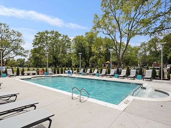 Resort-Style Pool