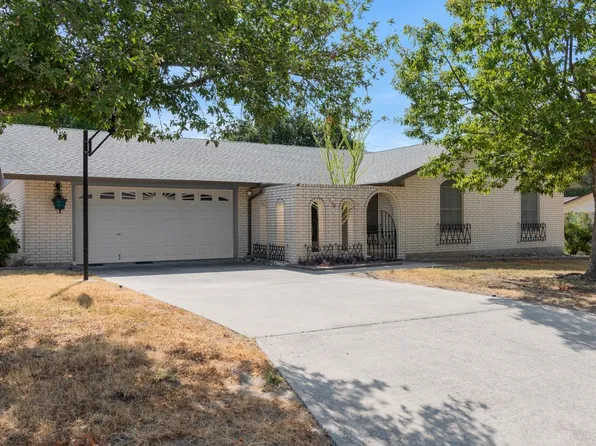110 Sage Brush Trl, Del Rio, TX 78840