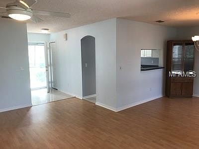 4th image of 4067 Capland Ave