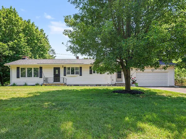 3747 Harshbarger Rd, Jackson, MI 49203