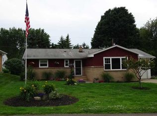 5626 Gardner Dr, Erie, PA 16509