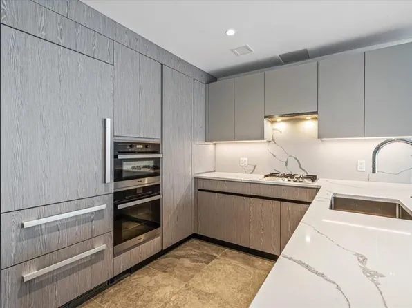 133-36 37th Avenue image 7 of 25