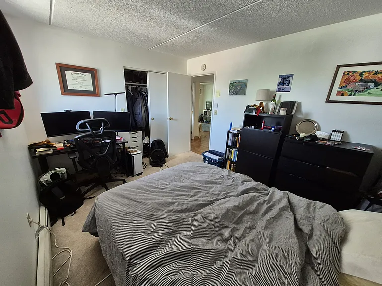301 Lowell St #32 — Photo 9