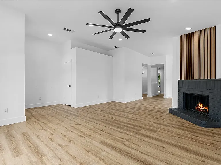 9255 Crimnson Ct — Photo 6