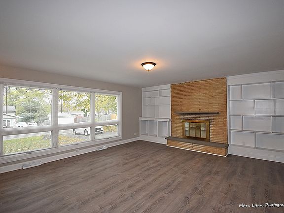 4th image of 803 State St
