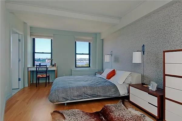 Rented by Corcoran | media 31