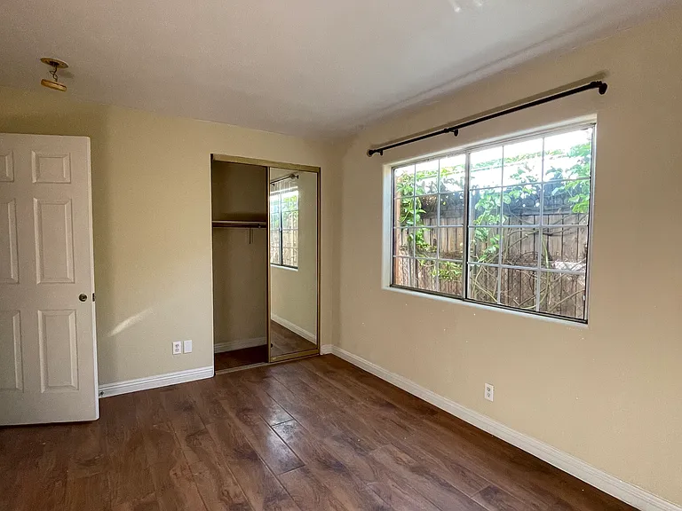 5418 Almont St — Photo 16