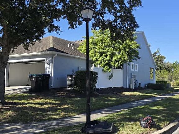 4th image of 14290 Tanja King Blvd