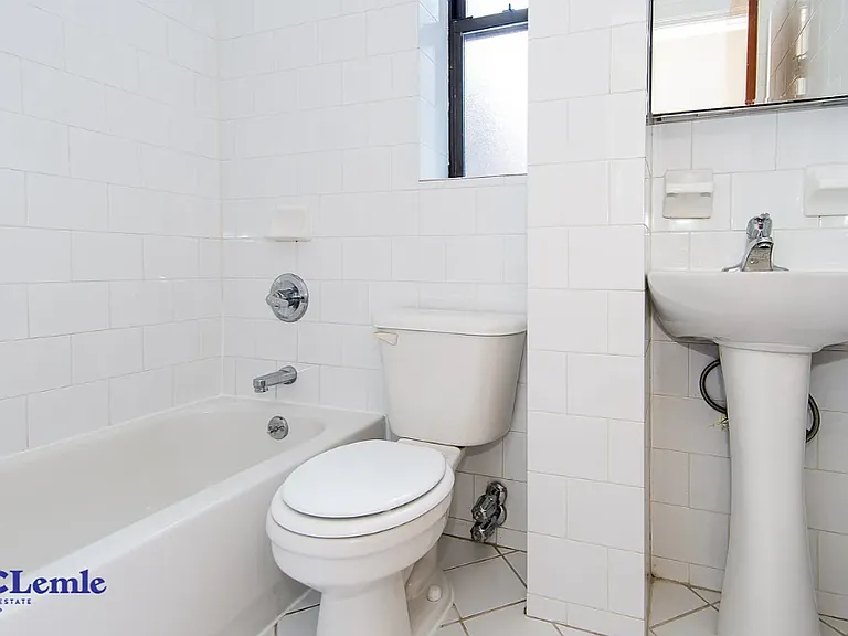 1324 Lexington Ave #6D — Photo 8