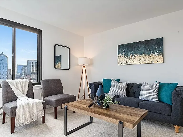 1105 Spring St #1309 — Photo 12