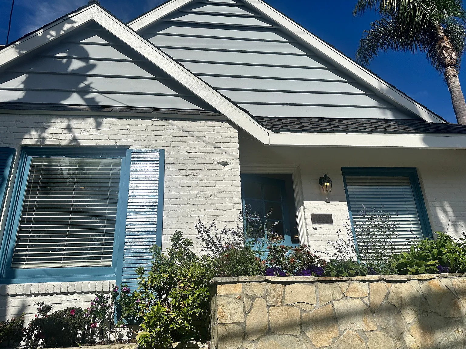 3 bed, 1800 sqft, $9,700 — Photo 3