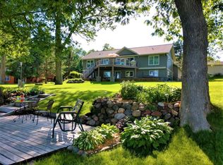 1612 Reidner Ln, Centuria, WI 54824