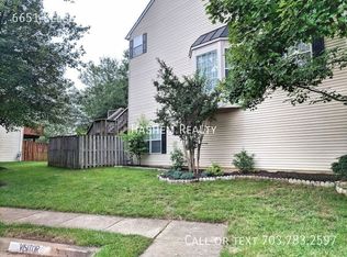 6651 Kelsey Point Cir, Alexandria, VA 22315