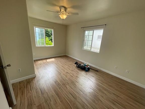 5th image of 2616 E Broadway #2616