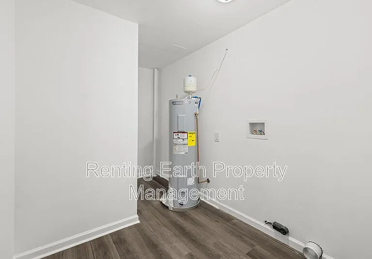2129 13th St N — Photo 16