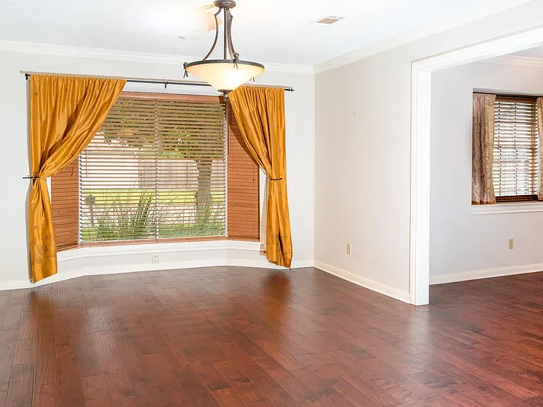 1704 Crystal Hills Dr — Photo 14