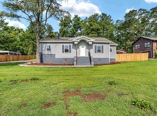 1297 Hueytown Rd, Bessemer, AL 35023