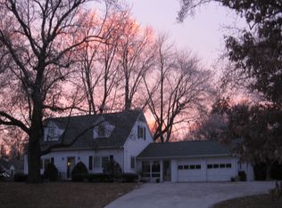 1129 Crescent Ln, Springfield, IL 62704