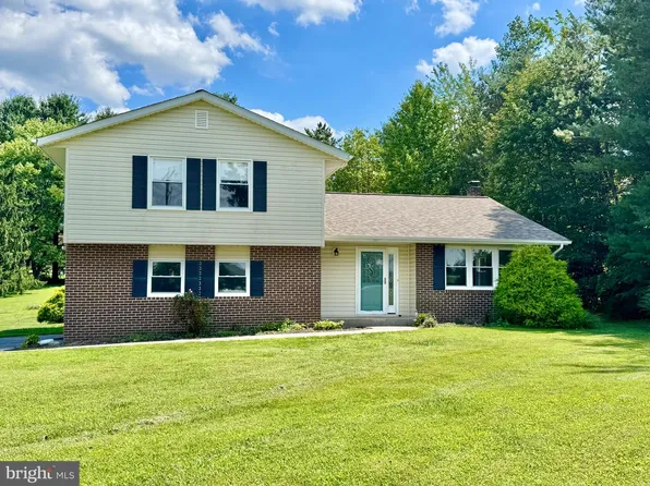 3827 Salem Bottom Rd, Westminster, MD 21157