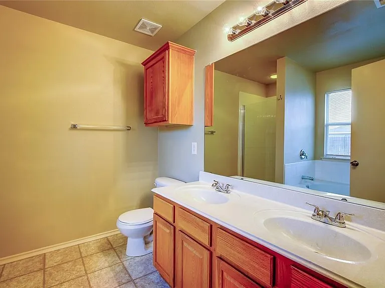 8513 Prairie Wind Trl — Photo 27
