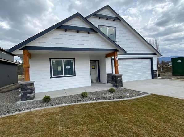 2220 N Corbin Ct, Greenacres, WA 99016