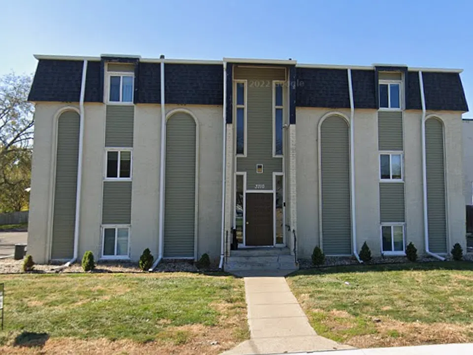 Flats on 56th