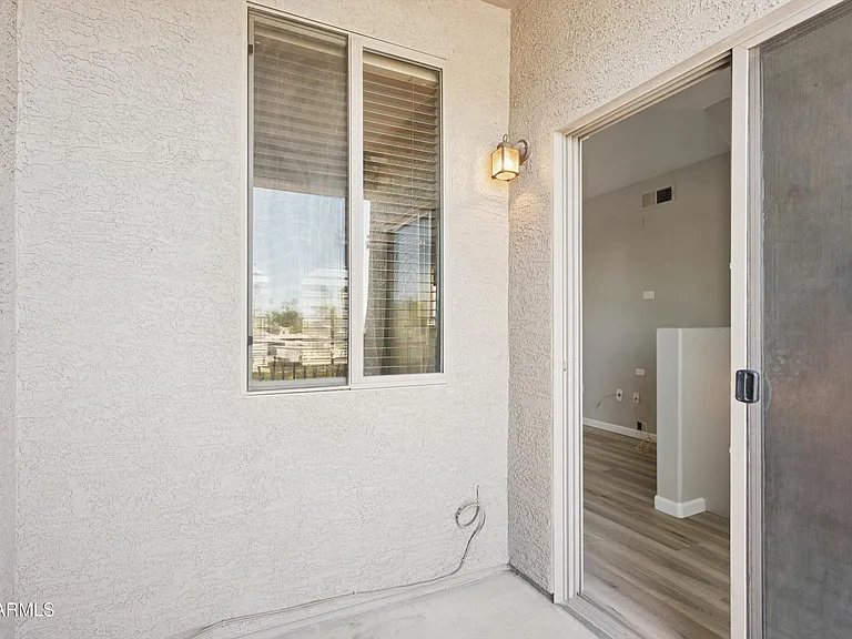 2402 E 5th St #1427 — Photo 36
