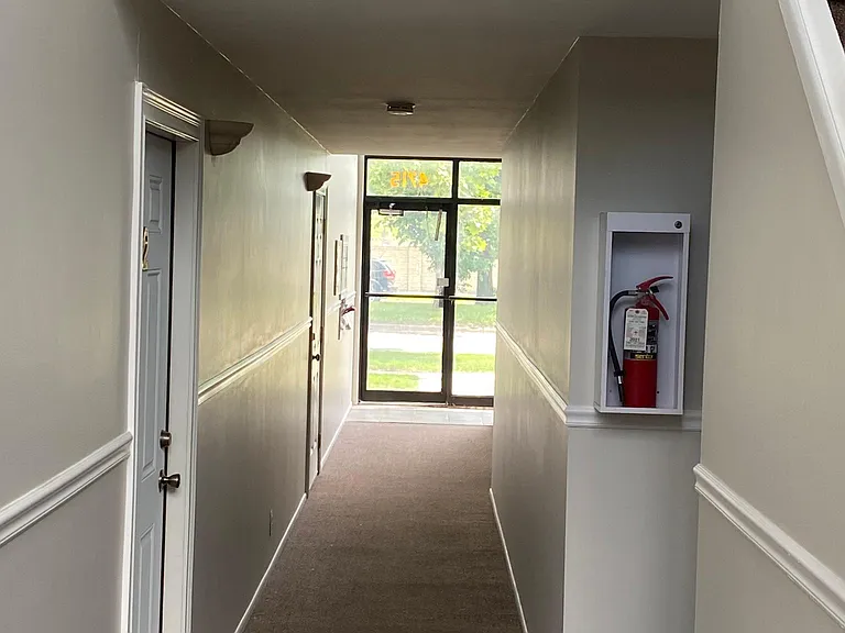4715 Coolidge Hwy #3 — Photo 11