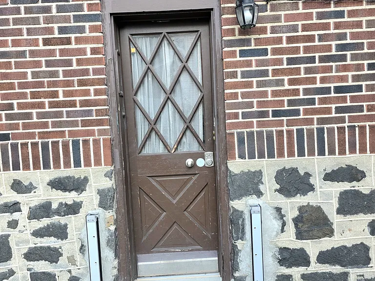 465 Oakdene Ave #3 — Photo 11