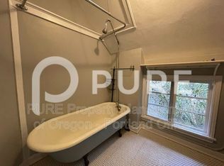 3104 SE Morrison St APT 2, Portland, OR 97214