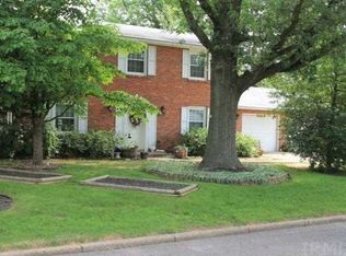8407 Larch Ln, Evansville, IN