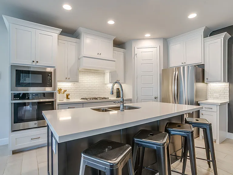 2113 Domingo Dr — Photo 24