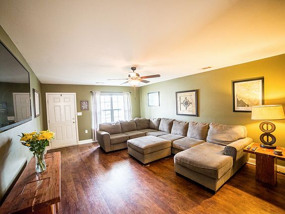 5th image of 6013 Benedict Pl